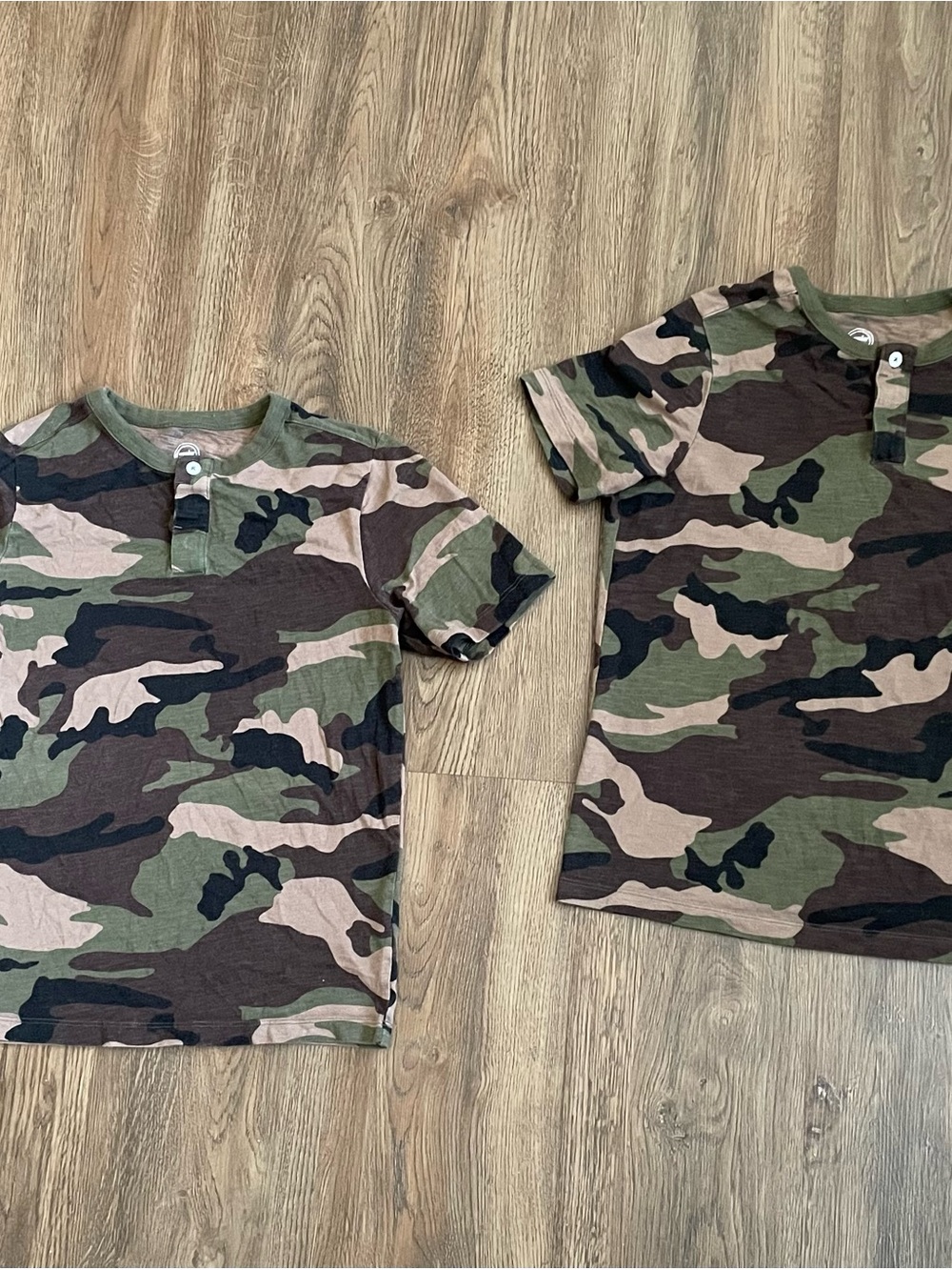 Lot of 2 wonder nation Boys' Short Sleeve Camo Henley Tee - Size L 10/12